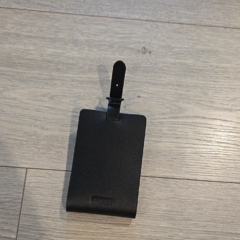 Away Leather Luggage Tag